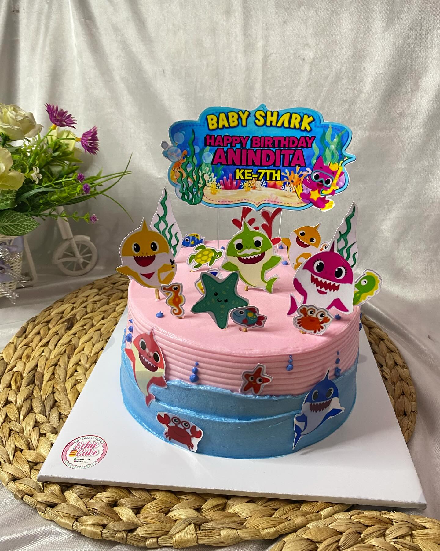 kue ulang tahun baby shark